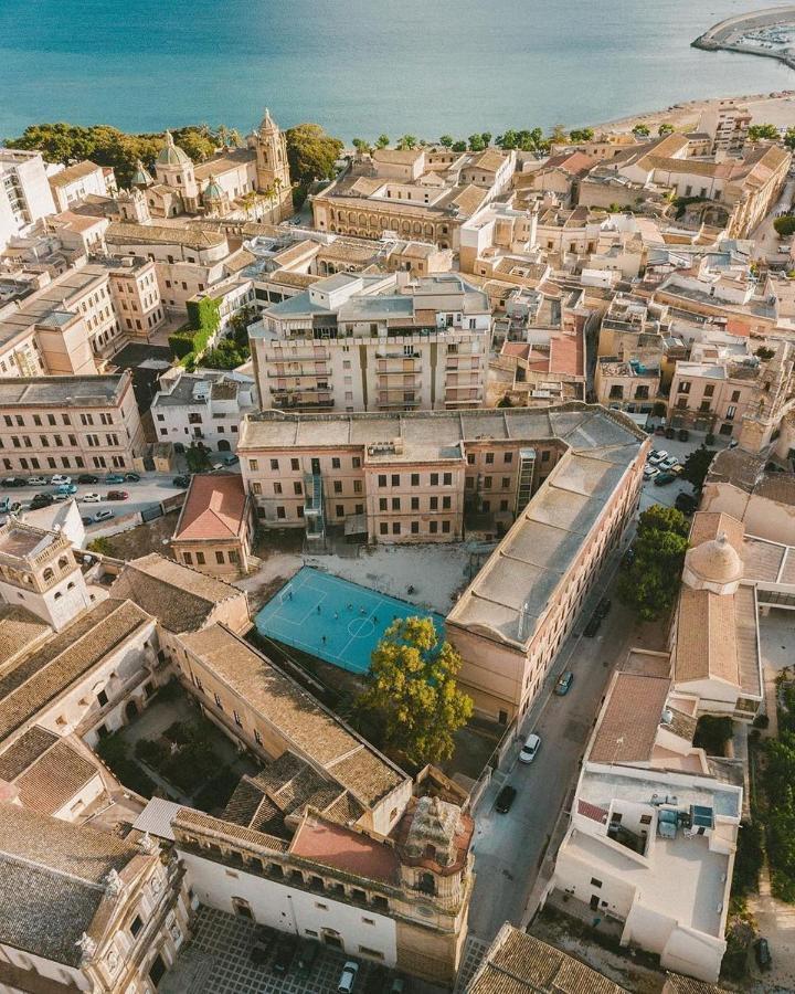 Sud 12 - Ville Sul Mediterraneo Apart Hotel マツァーラ・デル・ヴァッロ エクステリア 写真