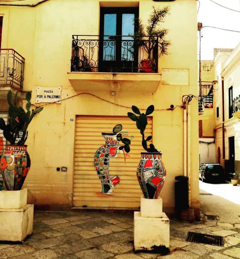 Sud 12 - Ville Sul Mediterraneo Apart Hotel マツァーラ・デル・ヴァッロ エクステリア 写真