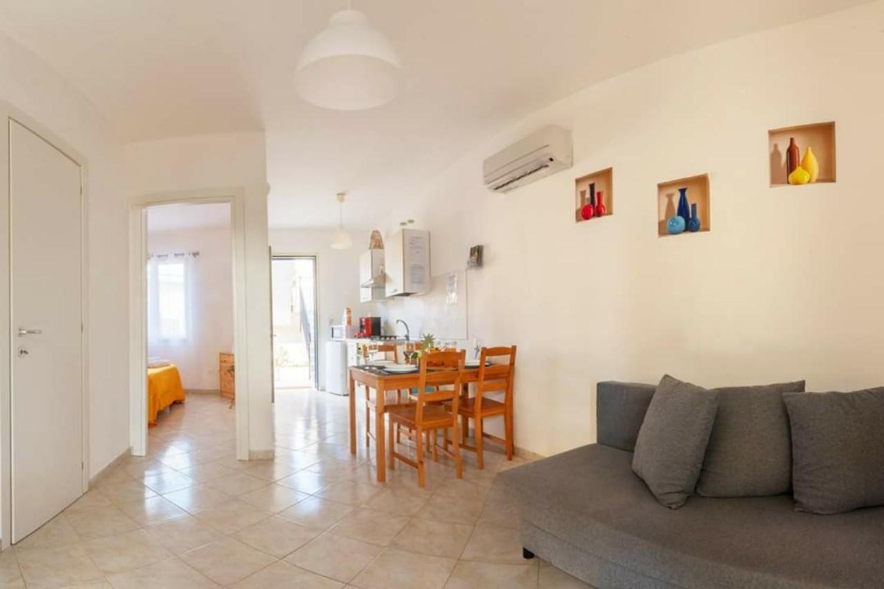Sud 12 - Ville Sul Mediterraneo Apart Hotel マツァーラ・デル・ヴァッロ エクステリア 写真